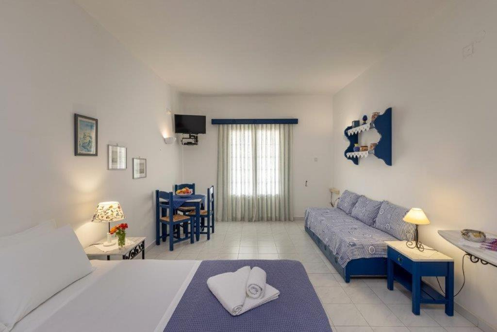 Sea View Studios 菲尼卡斯 外观 照片